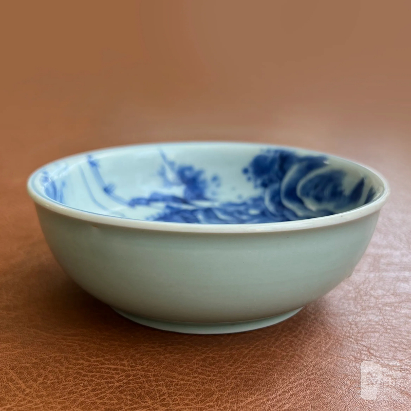 清康熙 外青釉内青花披麻皴山间泛舟图洗 - 图3
